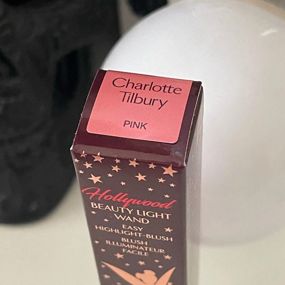Charlotte Tilbury Disney100 Limited Edition Hollywood Beauty Light Wand Pink